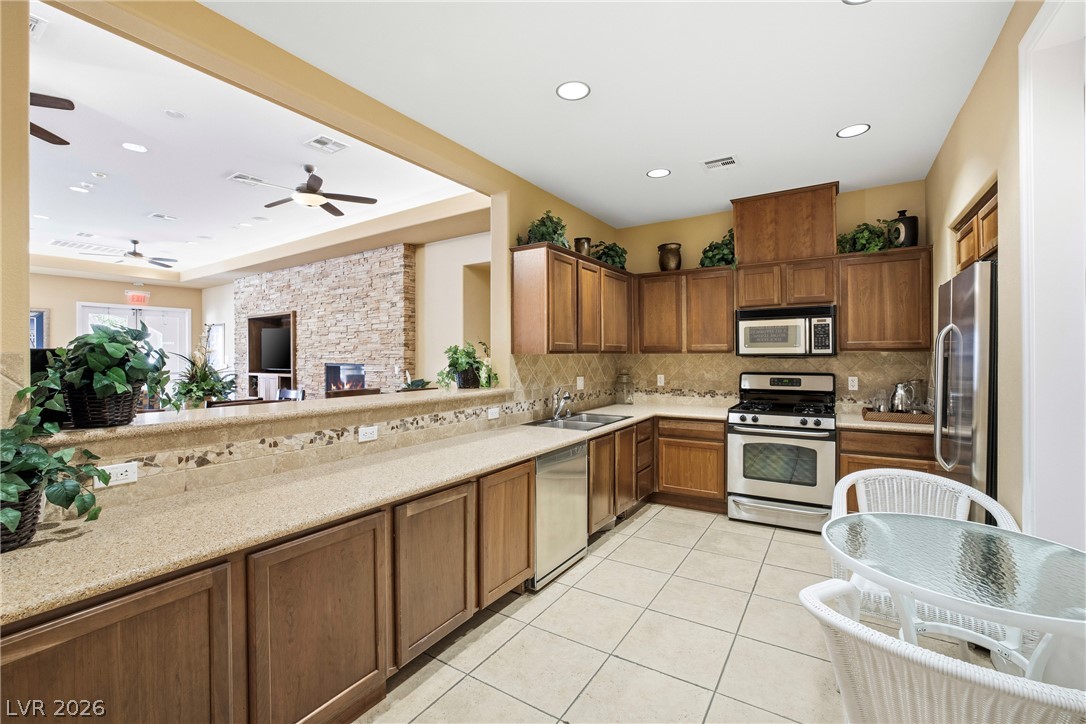 Photo 39 of 43, 8430 Classique Avenue #106