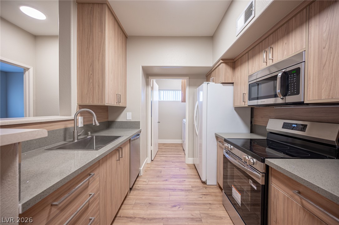 Photo 5 of 2615 W Gary Avenue #1048