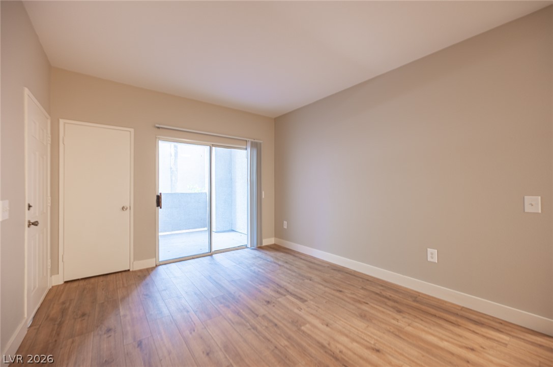 Photo 9 of 50, 2615 W Gary Avenue #1048