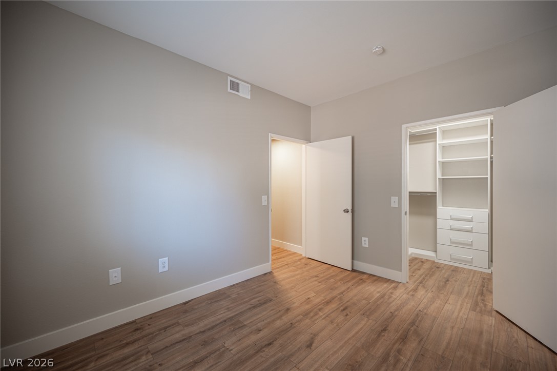Photo 23 of 50, 2615 W Gary Avenue #1048