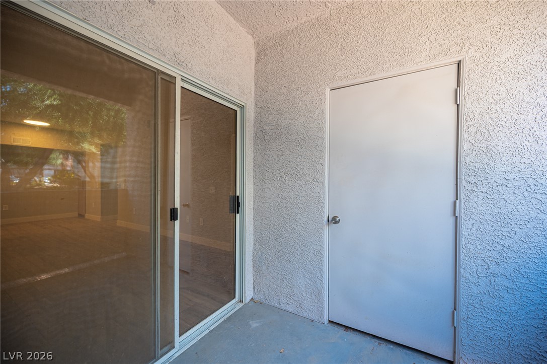 Photo 32 of 50, 2615 W Gary Avenue #1048