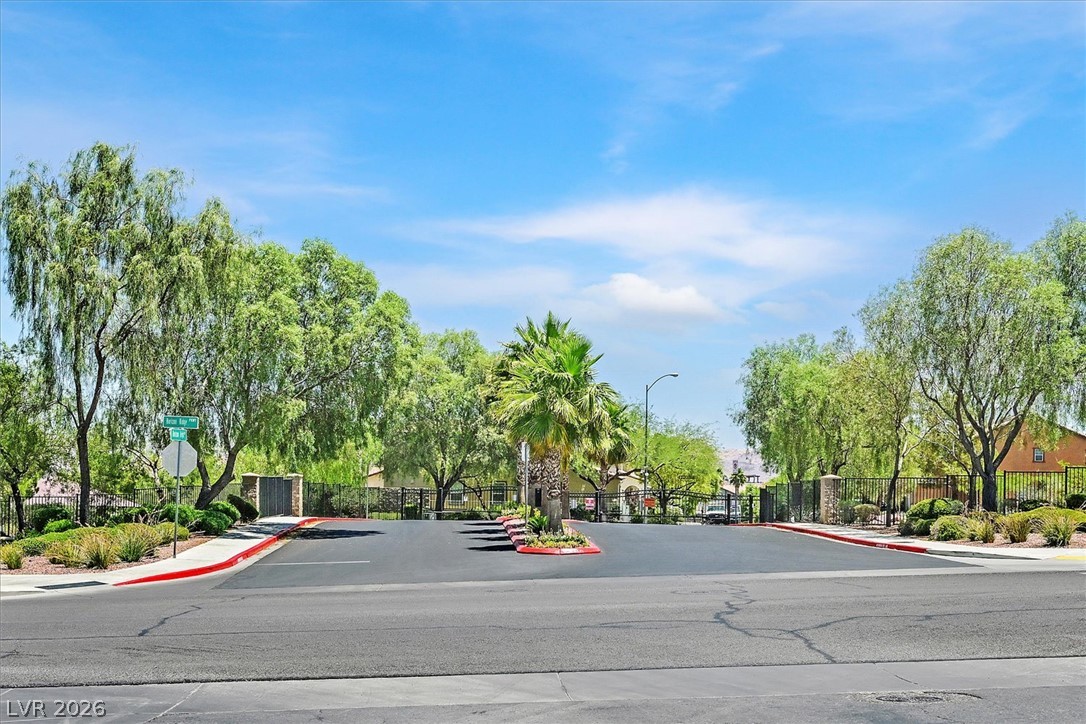 Photo 30 of 31, 612 Desert Passage Street