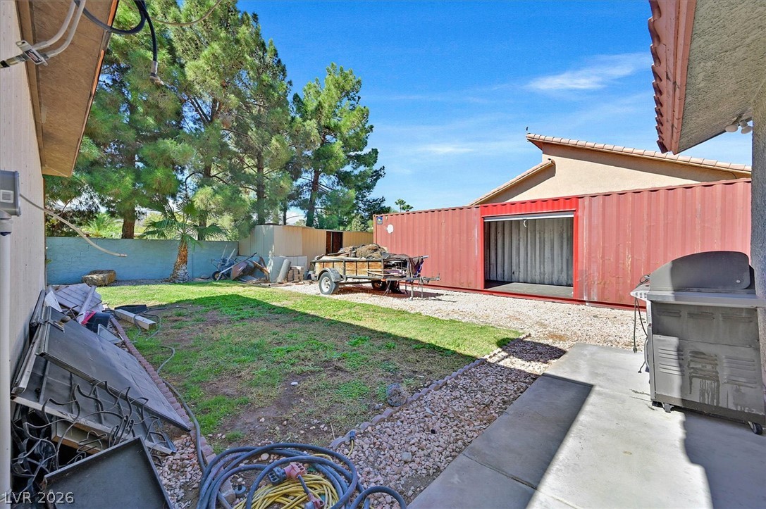 Photo 33 of 35, 4415 N Fort Apache Road