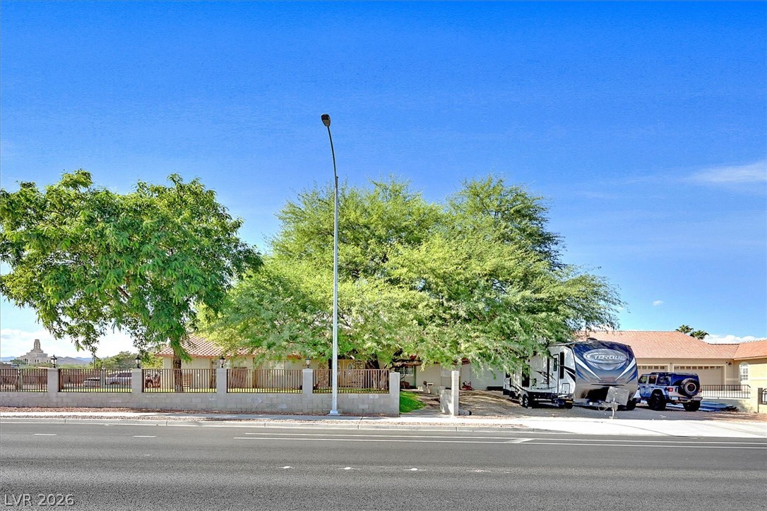 4415 N Fort Apache Road, Las Vegas