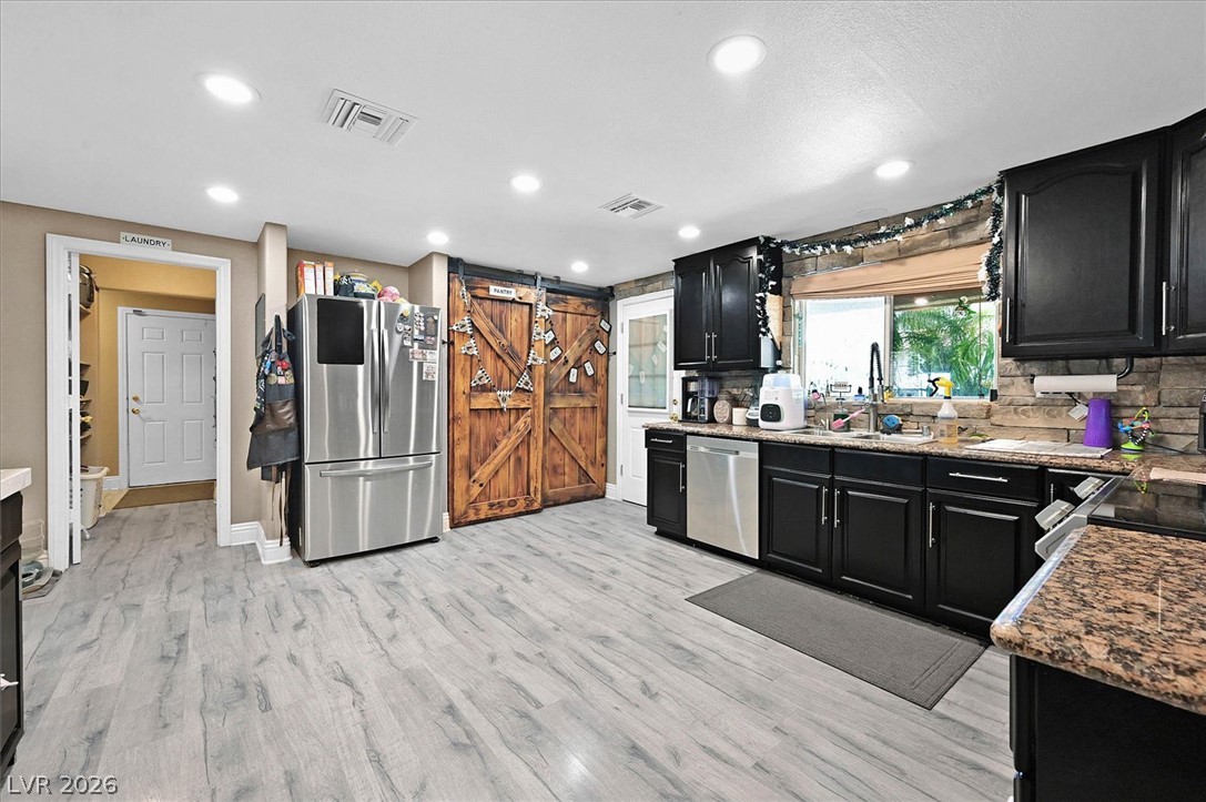 Photo 5 of 4415 N Fort Apache Road