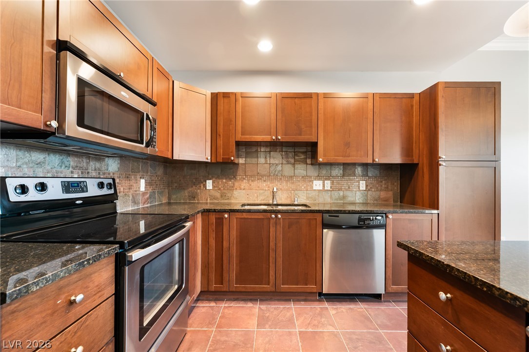 Photo 15 of 37, 2455 W Serene Avenue #718