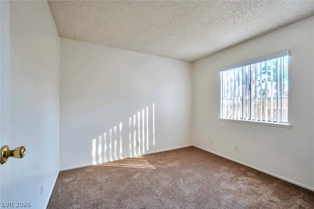 Photo 10 of 15, 5516 Deodar Drive