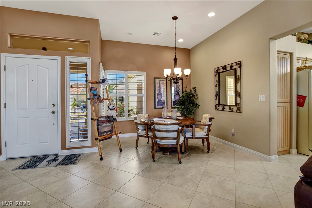 Photo 8 of 32, 2016 Emery Street