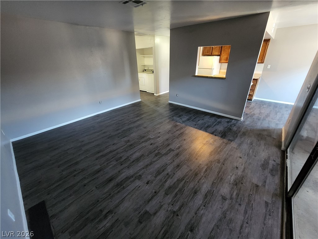 Photo 4 of 2835 Wheelwright Drive