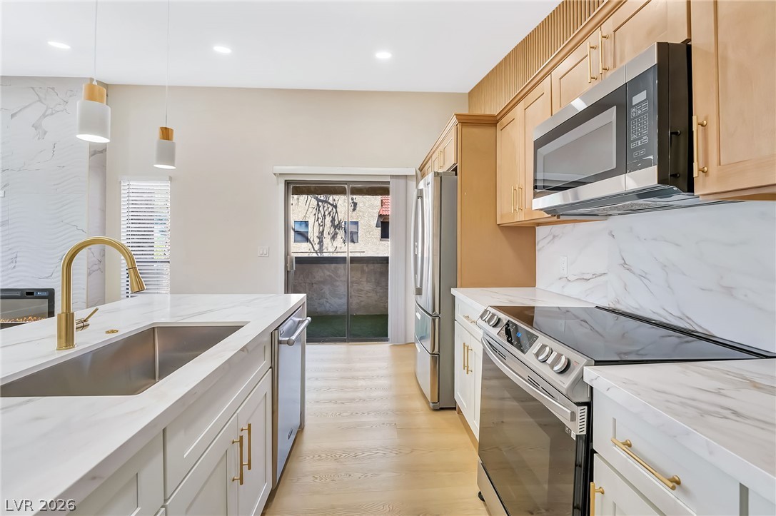 Photo 9 of 42, 4708 Obannon Drive #D