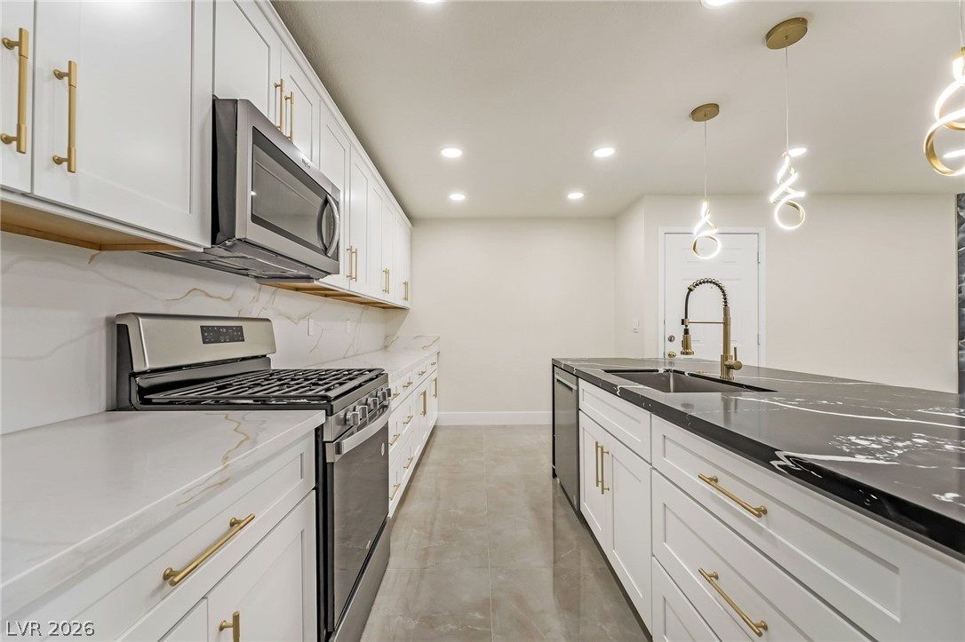 Photo 8 of 28, 2200 S Fort Apache Road #2073