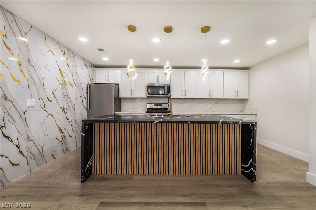 Photo 10 of 28, 2200 S Fort Apache Road #2073