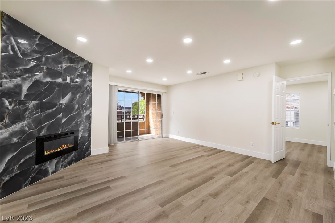 Photo 11 of 28, 2200 S Fort Apache Road #2073