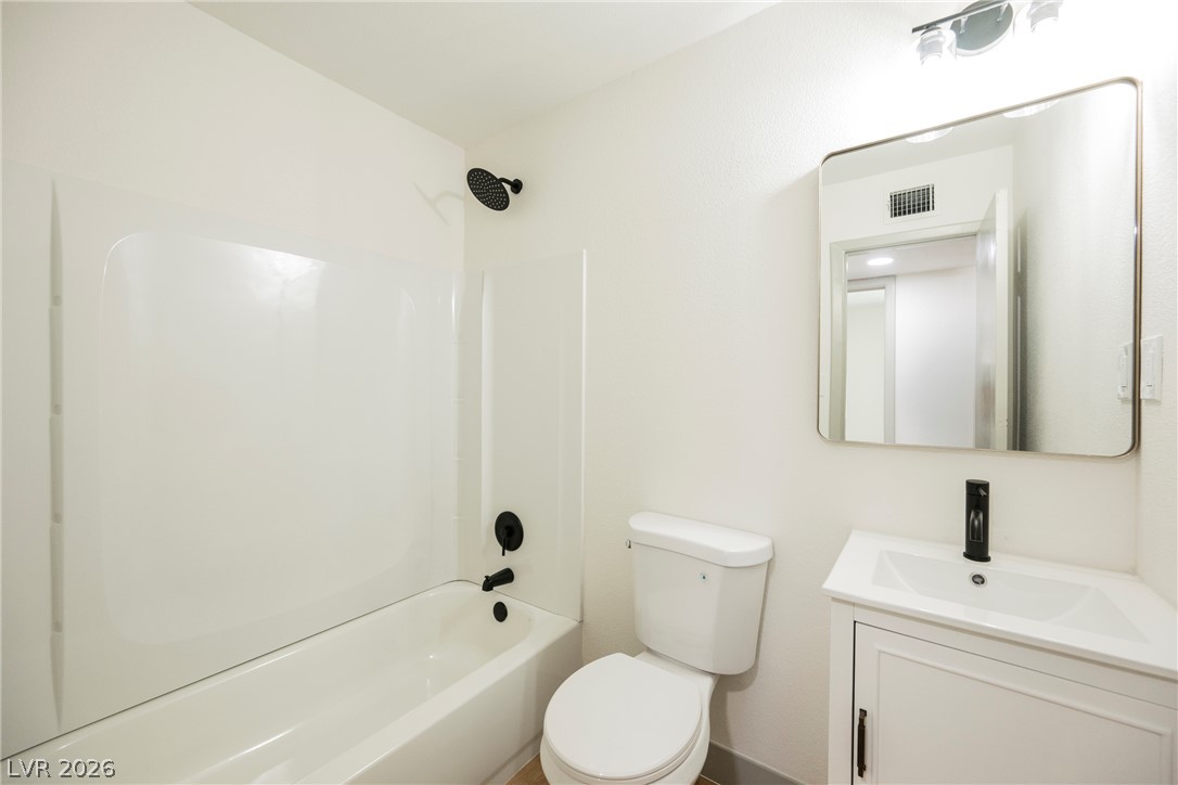 Photo 19 of 21, 412 Gilday Avenue