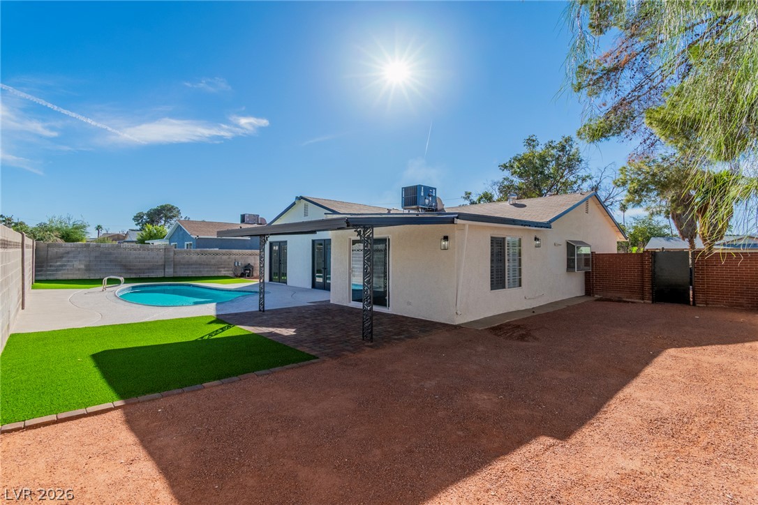 Photo 40 of 40, 5380 Stirrup Street