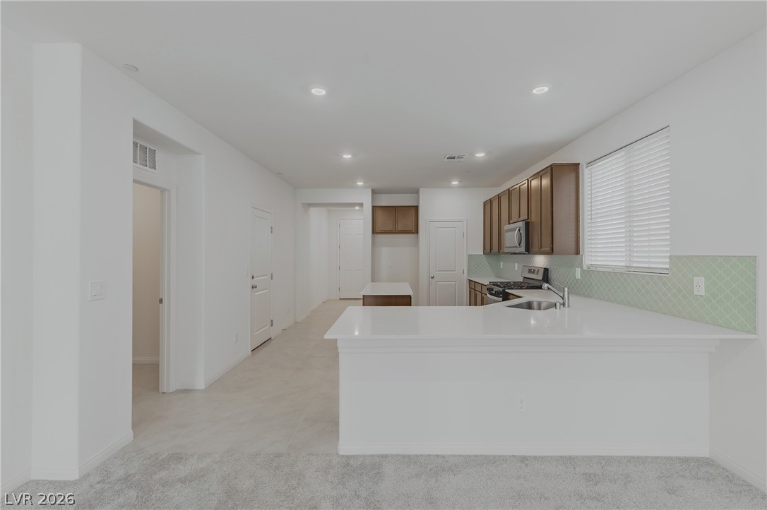 Photo 24 of 51, 3765 Osiris Avenue