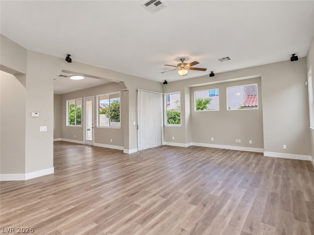Photo 16 of 37, 797 Tiffany Bend Court