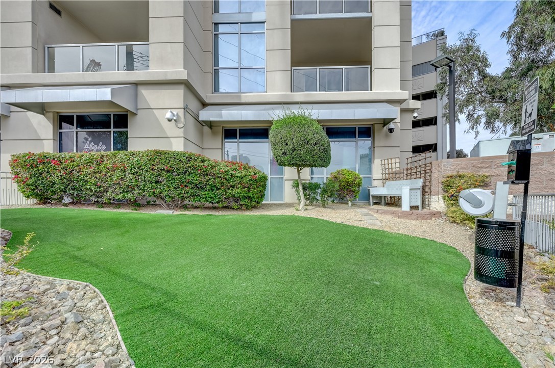 Photo 72 of 78, 200 W Sahara Avenue #1703