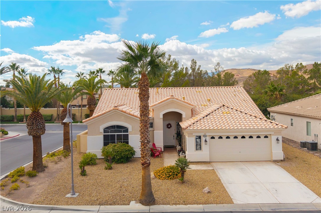 251 Angels Trace Court, Las Vegas