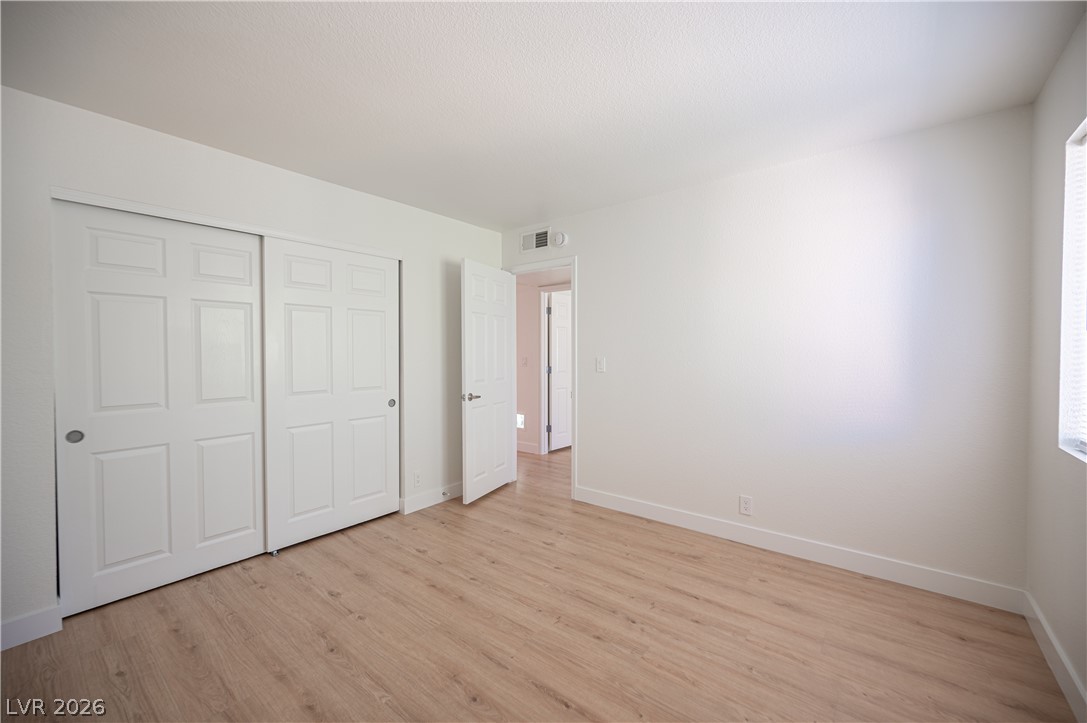 Photo 15 of 40, 4381 Alexis Drive #332