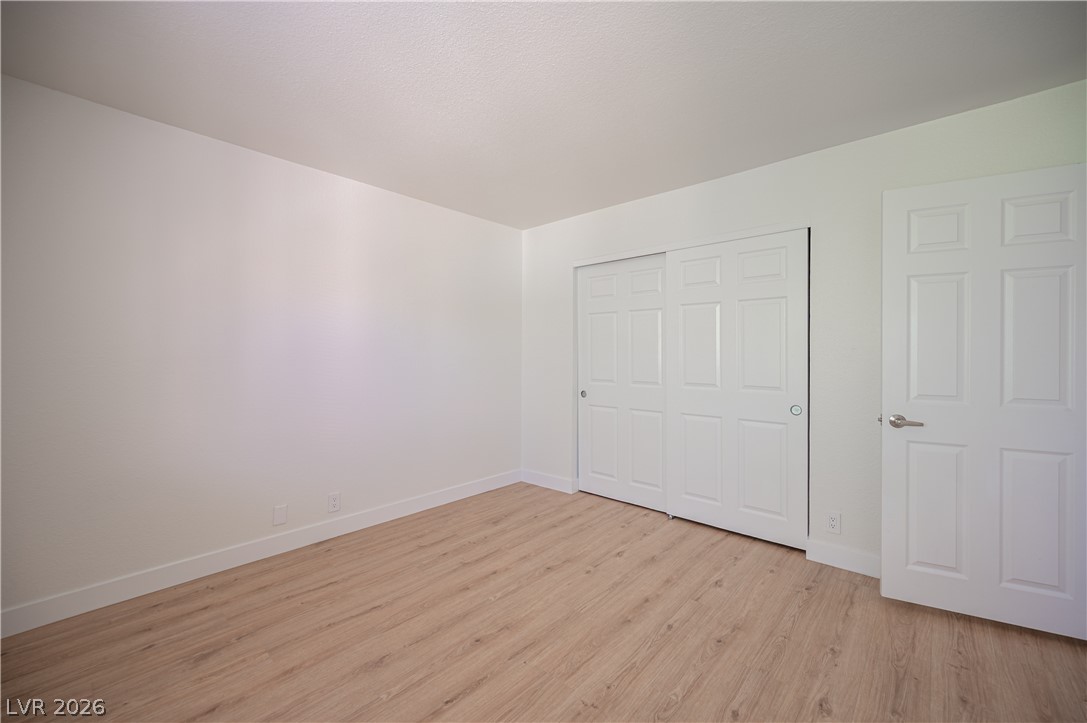 Photo 17 of 40, 4381 Alexis Drive #332