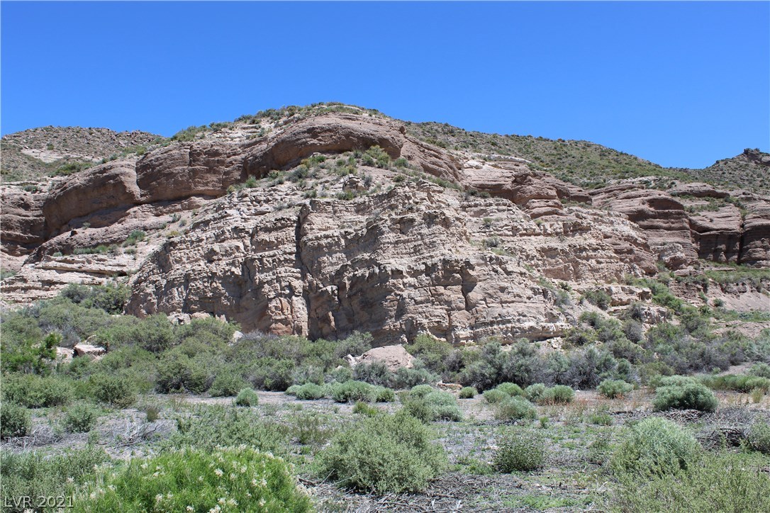 Photo 2 of Rainbow Canyon - Clover Street