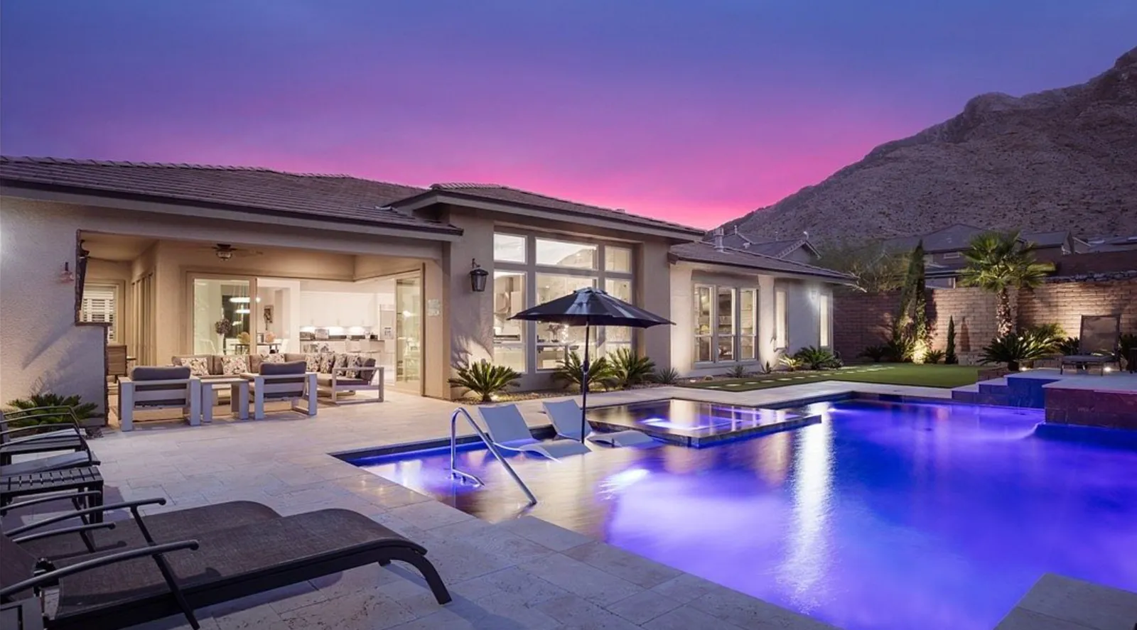 Las Vegas Homes with Pools